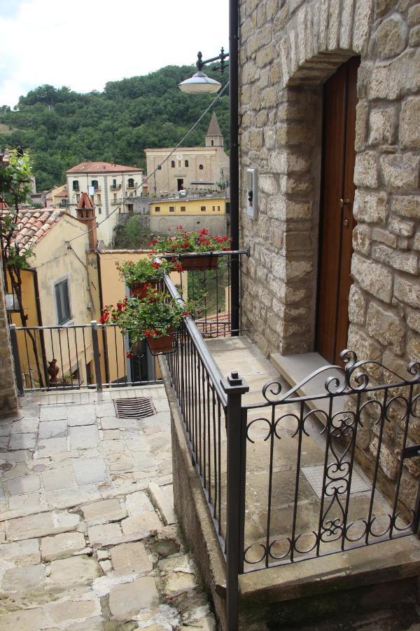 Casa Vacanze Sud E Magia Castelmezzano Eksteriør bilde