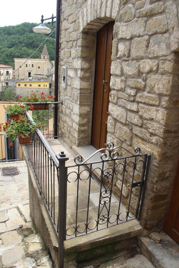 Casa Vacanze Sud E Magia Castelmezzano Eksteriør bilde