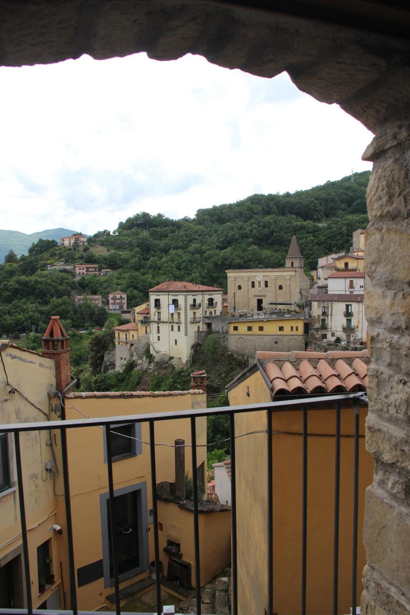 Casa Vacanze Sud E Magia Castelmezzano Eksteriør bilde